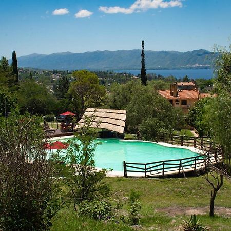 Hotel Capilla Del Lago Villa Carlos Paz Exterior foto